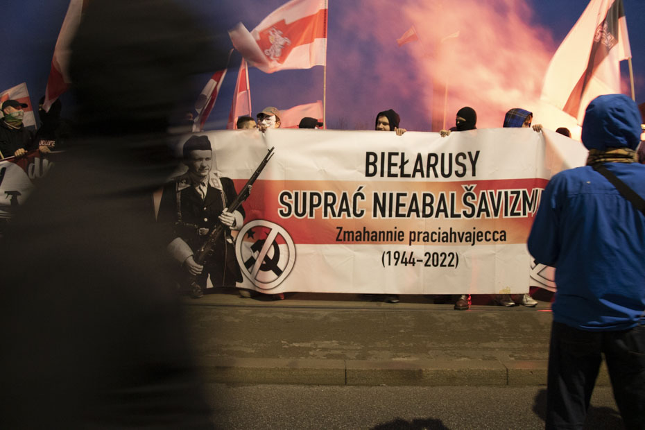 Warschau, Polen 13.10.2020 - Protest der Bauern Handsirene ausgelöst Alarm.  Hochwertige Fotos Stockfotografie - Alamy